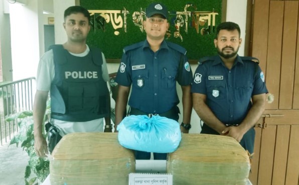 কুমিল্লায় ২২ কেজি গাঁজা উদ্ধার,আসামি পলাতক